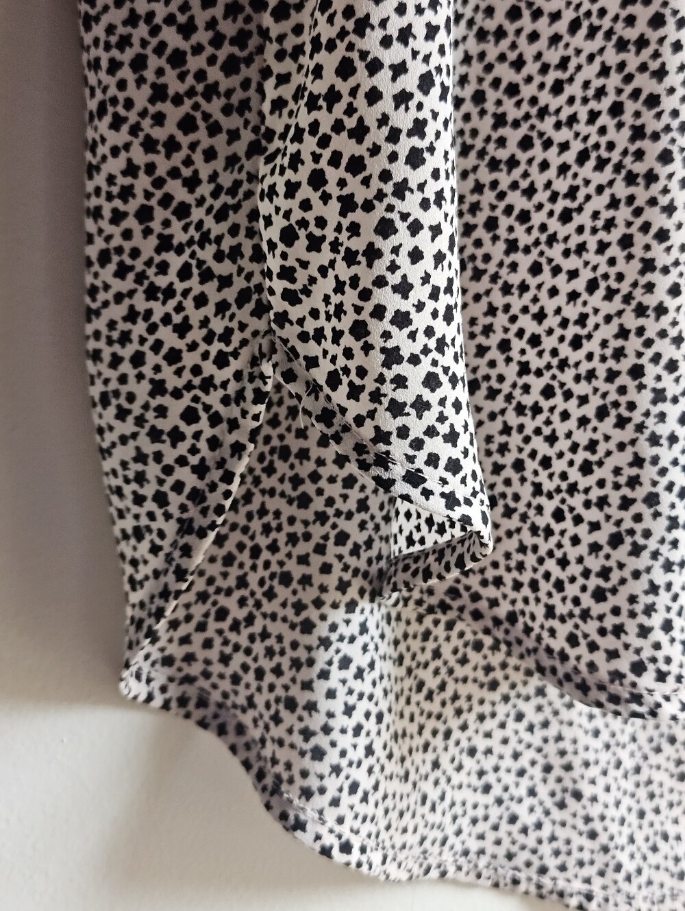 2 for $12: Loft Dolphin-Hem Oversized Sleeveless Tank in Women's XS - Picture 8 of 15